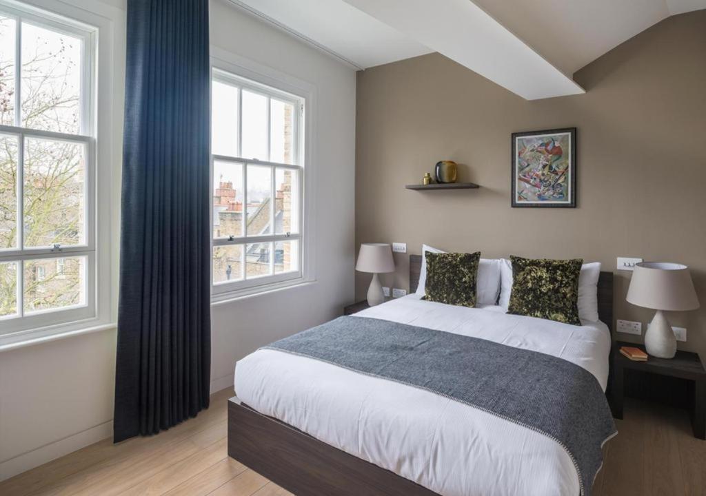 Wells Court By Aeria Apartments London Exteriör bild